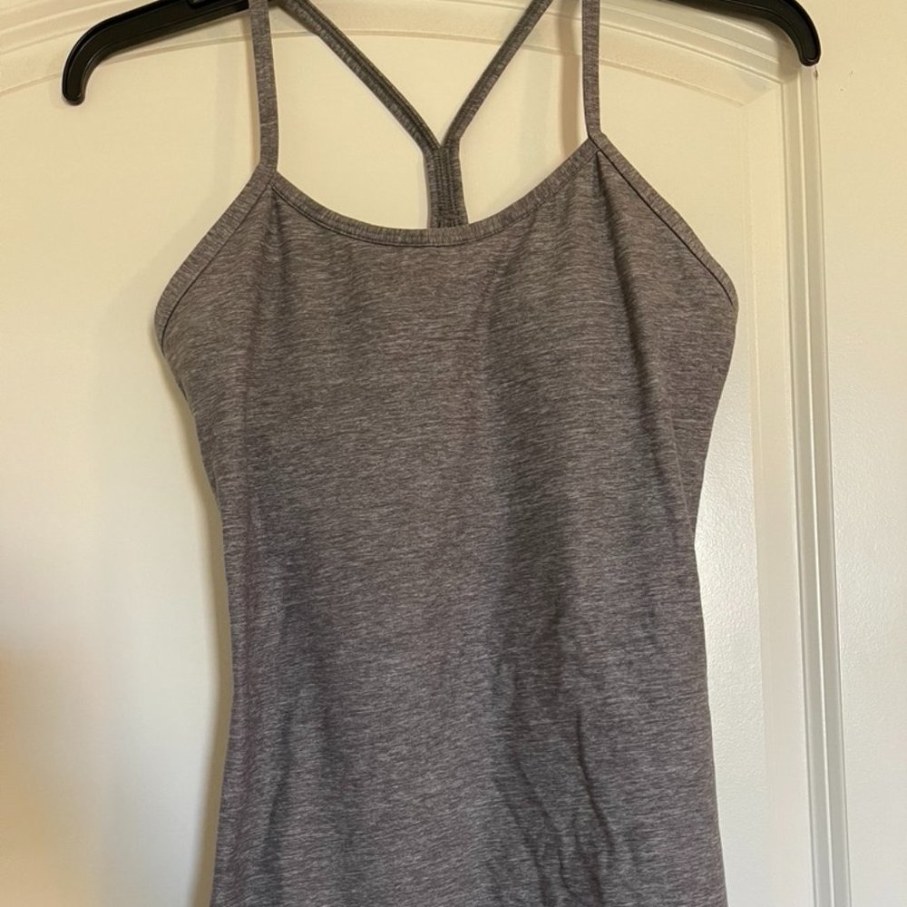 Lululemon women’s top size 4